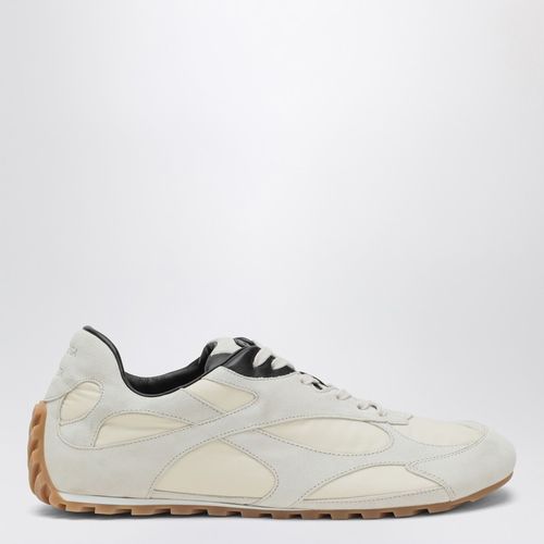 Orbit Flash sneaker Sea Salt/Black in suede - Bottega Veneta - Modalova