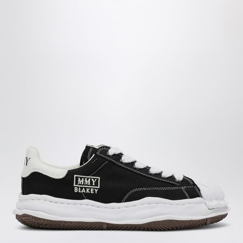 Canvas Blakey low-top sneakers - Maison MIHARA YASUHIRO - Modalova