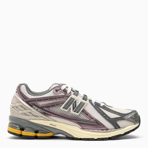 R Licorice low trainer - New Balance - Modalova