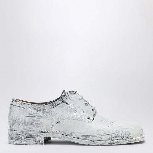 Tabi lace-up in white painted leather - Maison Margiela - Modalova