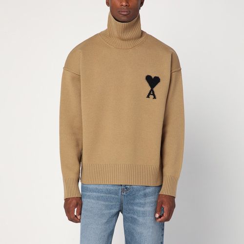 Camel Ami De Coeur turtleneck sweater - Ami Paris - Modalova