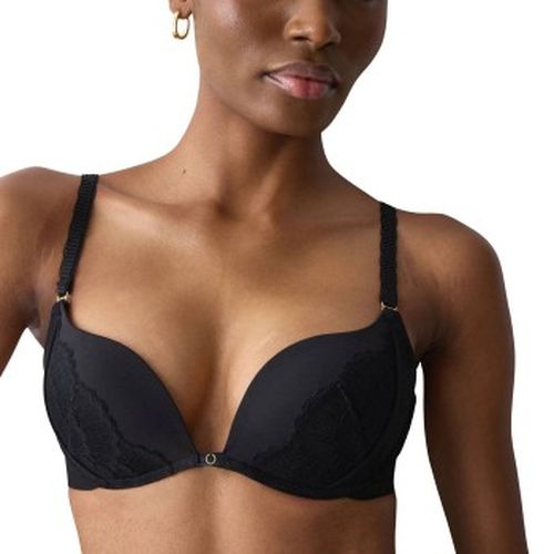 BH Love In Lace Wired Push-Up Bra Rot B 70 Damen - Triumph - Modalova