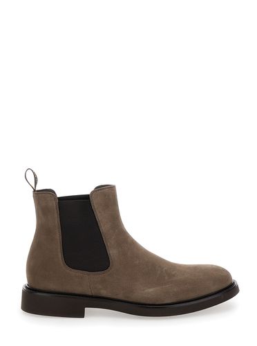 Beatles Chelsea Boots In Suede Man - Doucal's - Modalova