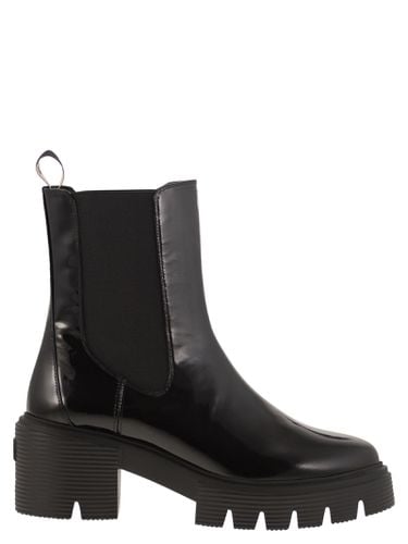 Soho Chelsea - Leather Ankle Boot With Midsole - Stuart Weitzman - Modalova