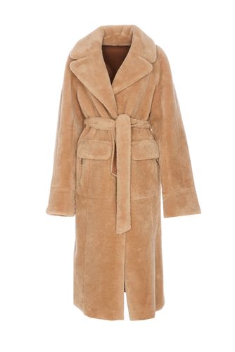 Urbancode Reversible Teddy Coat - urbancode - Modalova