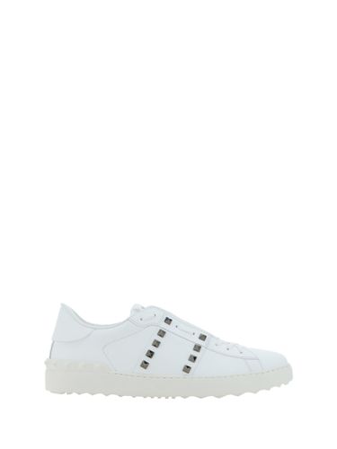 Rockstud Untitled Sneakers - Valentino Garavani - Modalova