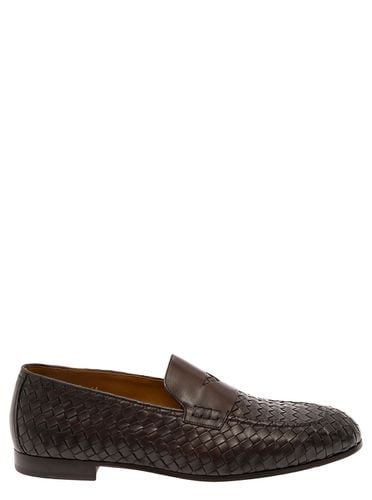 Brown Pull On Loafers In Woven Leather Man - Doucal's - Modalova