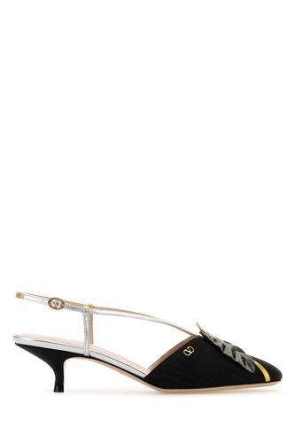 Black Fabric Pumps - Valentino Garavani - Modalova