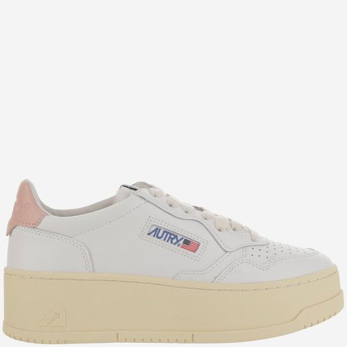 Medalist Platform Leather Sneakers - Autry - Modalova