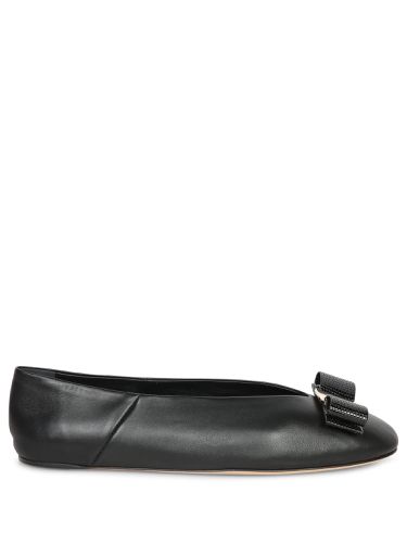 Vanna Nappa Ballet Flats - Ferragamo - Modalova