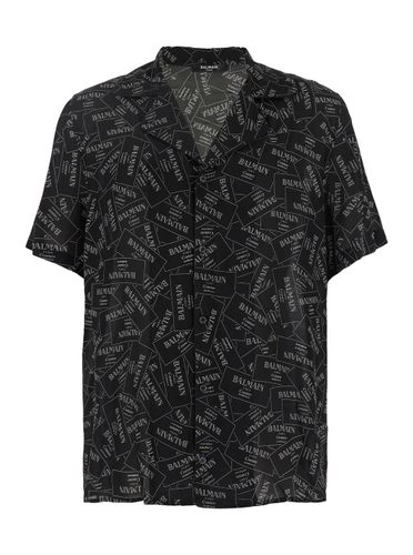 Shirt With Notched Collar And All-over Logo Print In Viscose Man - Balmain - Modalova