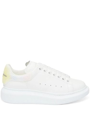 White Oversize Sneakers With Multicoloured Spoilers - Alexander McQueen - Modalova