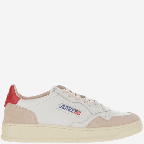 Autry Low Medalist Sneakers - Autry - Modalova