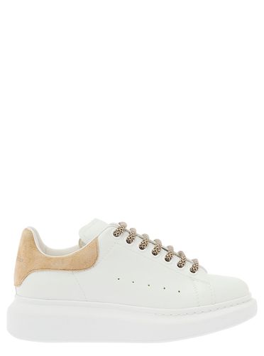 White Low Top Sneakers With Suede Heel Tab And Oversized Platform In Leather Woman - Alexander McQueen - Modalova