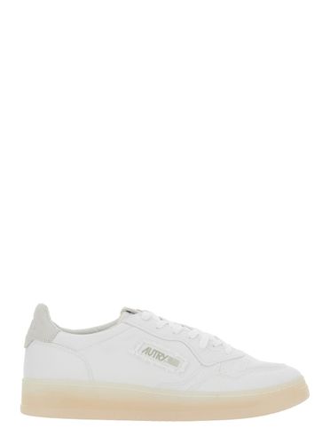 Autry Low Medalist Sneakers - Autry - Modalova