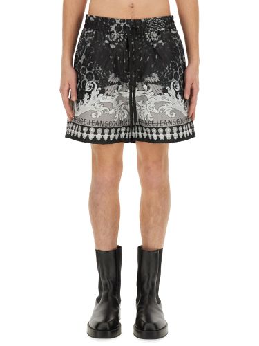 Bermuda Shorts With Print - Versace Jeans Couture - Modalova