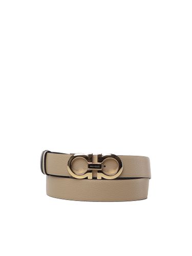 Gancini Reversible And Adjustable Belt - Ferragamo - Modalova