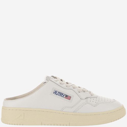 Medalist Mule Low Leather Sneakers - Autry - Modalova