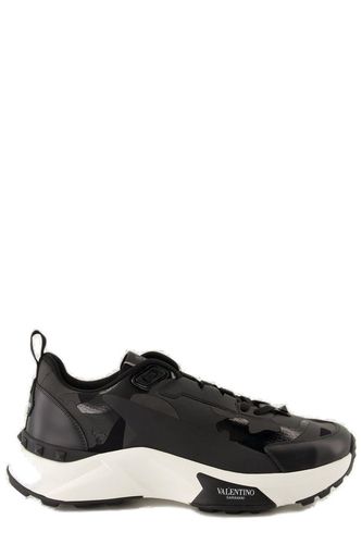 Garavani Rockstud Low-top Sneakers - Valentino - Modalova