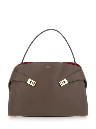 Hug Grey Shoulder Bag With Logo Printed On Front In Leather Woman - Ferragamo - Modalova