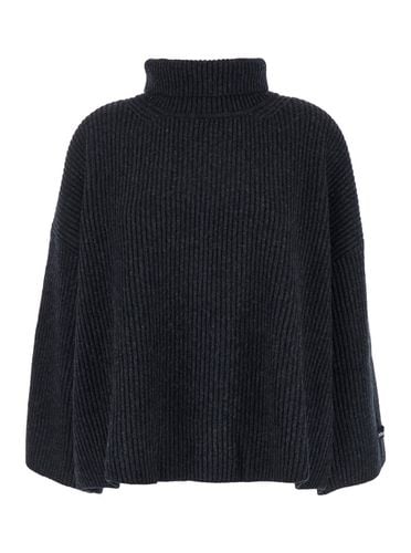 Burmilla Sweater With High Neck And Logo Patch On The Sleeve In Wool And Cashmere Blend Woman - Pinko - Modalova