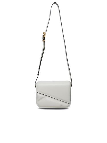 Medium oscar Trunk Bag In White Calf Leather - Wandler - Modalova