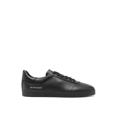 Givenchy town Leather Low Sneakers - Givenchy - Modalova