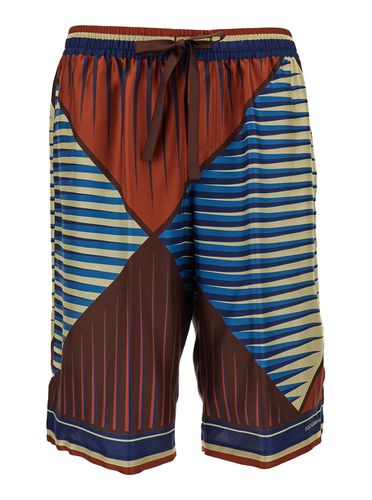 Bermuda Shorts With Geometric Print In Silk Man - Dolce & Gabbana - Modalova