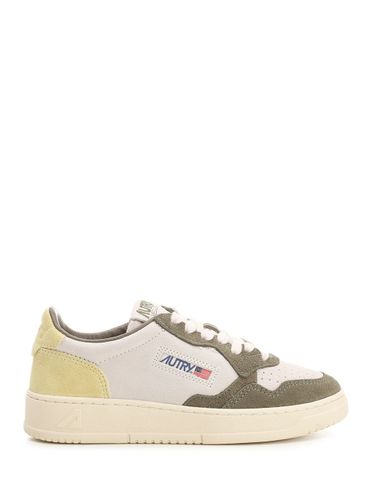 Autry medalist Low-top Sneakers - Autry - Modalova