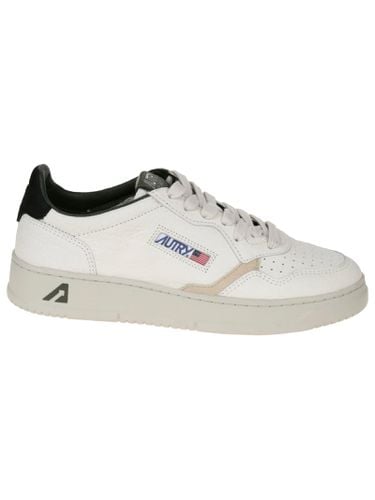 Autry Medalist Low Sneakers - Autry - Modalova