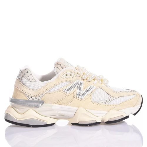 New Balance 9060 Ivory Swarovski - Mimanera - Modalova