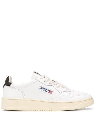 Leather Sneakers With Contrasting Heel Tab - Autry - Modalova