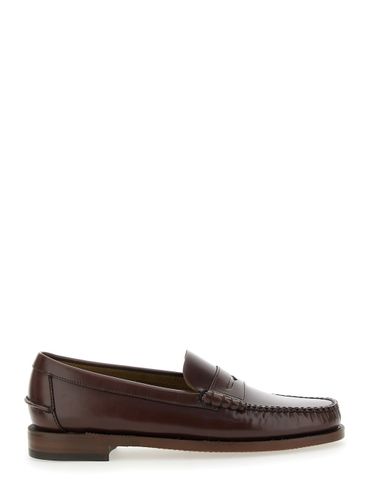 Classic Dan Loafers With Raised Stitching And Low Heel In Leather Man - Sebago - Modalova