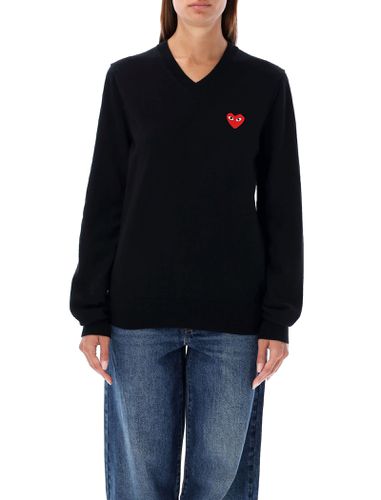 Red Heart Patch V-neck - Comme des Garçons Play - Modalova