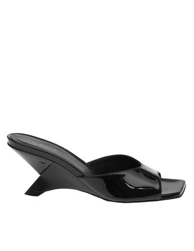 Feather Mules In Patent Leather - Vic Matié - Modalova