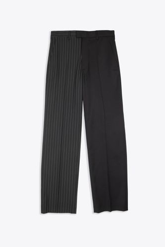 Pantalone Black Tailored Pant With Pinstriped Single Leg - MM6 Maison Margiela - Modalova