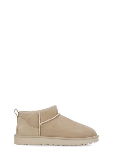 UGG Classic Ultra Mini Ankle Boots - UGG - Modalova