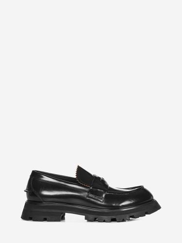 Leather Loafers With Metal Detail - Alexander McQueen - Modalova