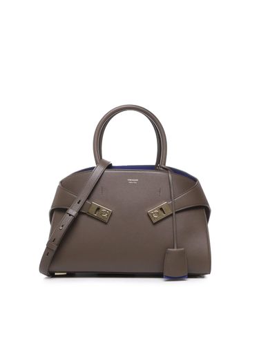 Small Leather Hug Tote Bag - Ferragamo - Modalova