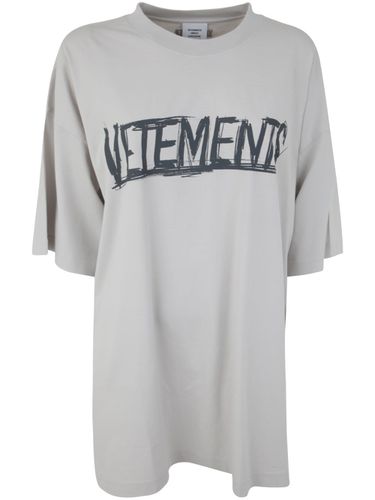 Logo Detailed Crewneck T-shirt - VETEMENTS - Modalova