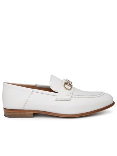 Ferragamo White Leather Loafers - Ferragamo - Modalova