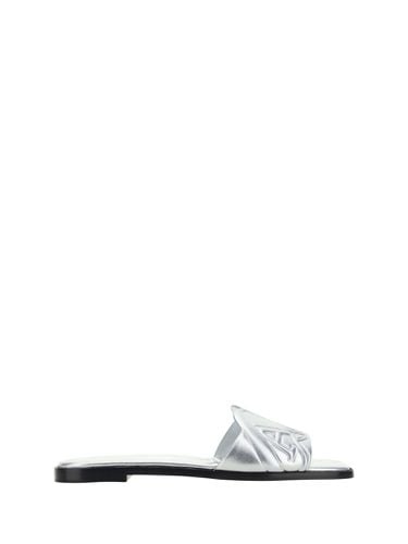 Metallic Flat Sandals With Embossed Motif - Alexander McQueen - Modalova