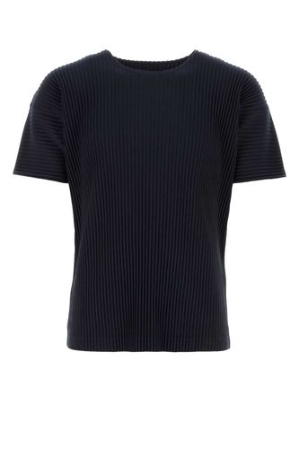 Black Polyester T-shirt - Homme Plissé Issey Miyake - Modalova