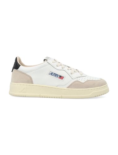 Autry Medalist Low Sneakers - Autry - Modalova