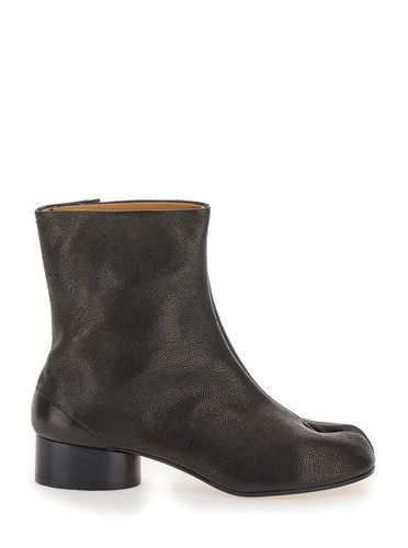 Tabi Ankle Boots In Leather Woman - Maison Margiela - Modalova