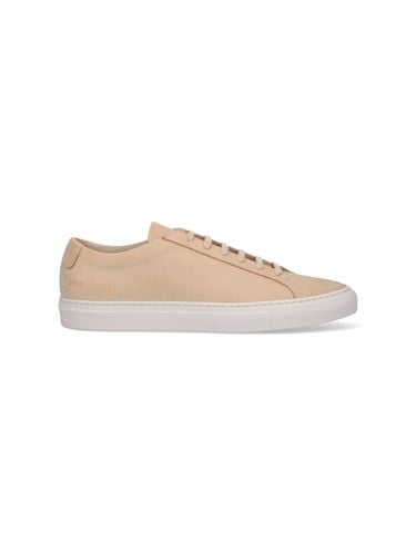 Common Projects Logo Low Sneakers - Common Projects - Modalova
