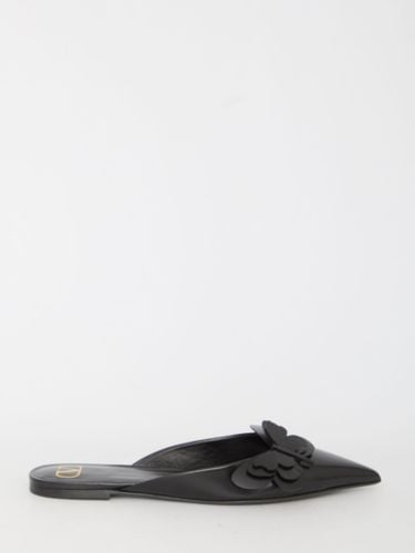 Flat Mules In Leather - Valentino Garavani - Modalova