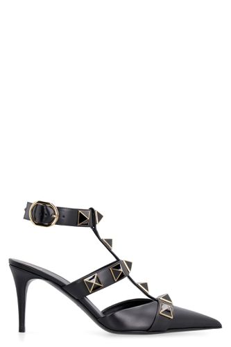 Garavani - Roman Studs Leather Slingback Pumps - Valentino Garavani - Modalova