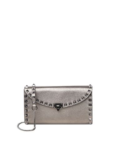 Rockstud Chain Wallets In Grained Leather - Valentino Garavani - Modalova