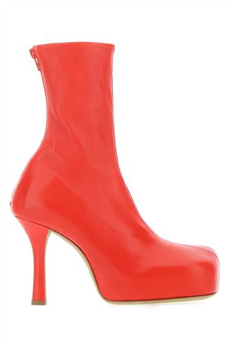Red Nappa Leather Bold Boots - Bottega Veneta - Modalova